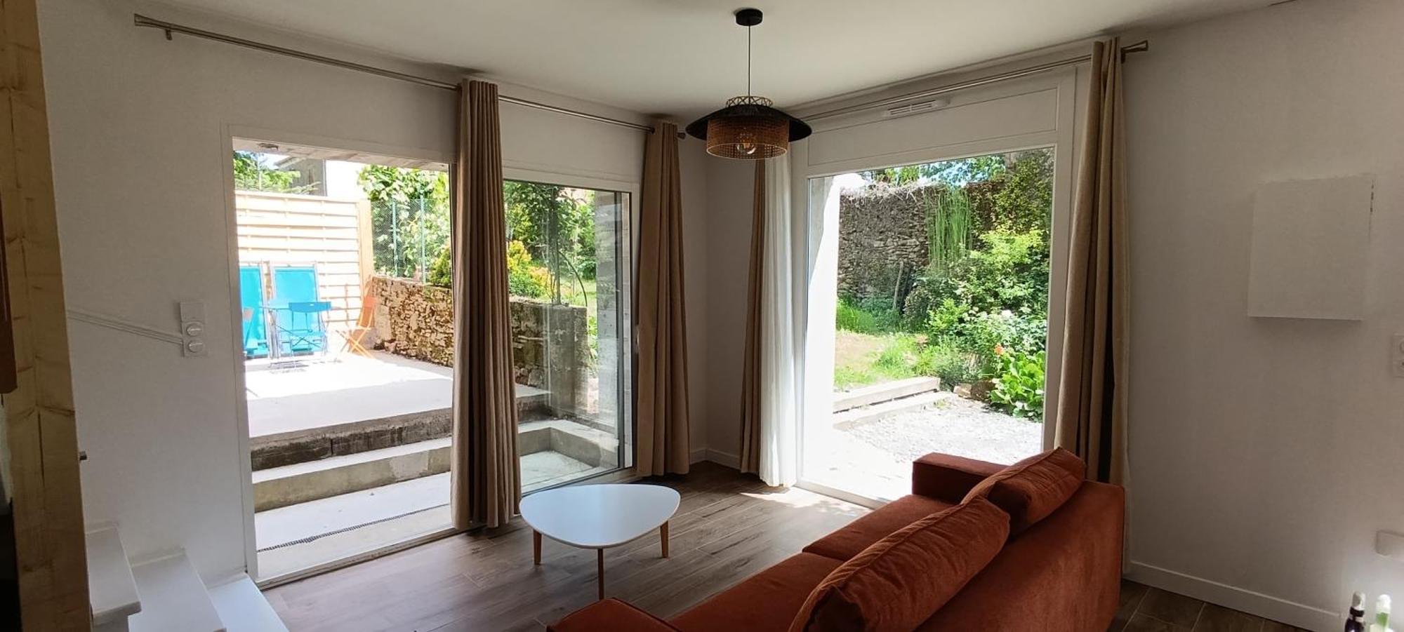 Maison Irondas Saint-Pierre-d'Aurillac Екстер'єр фото