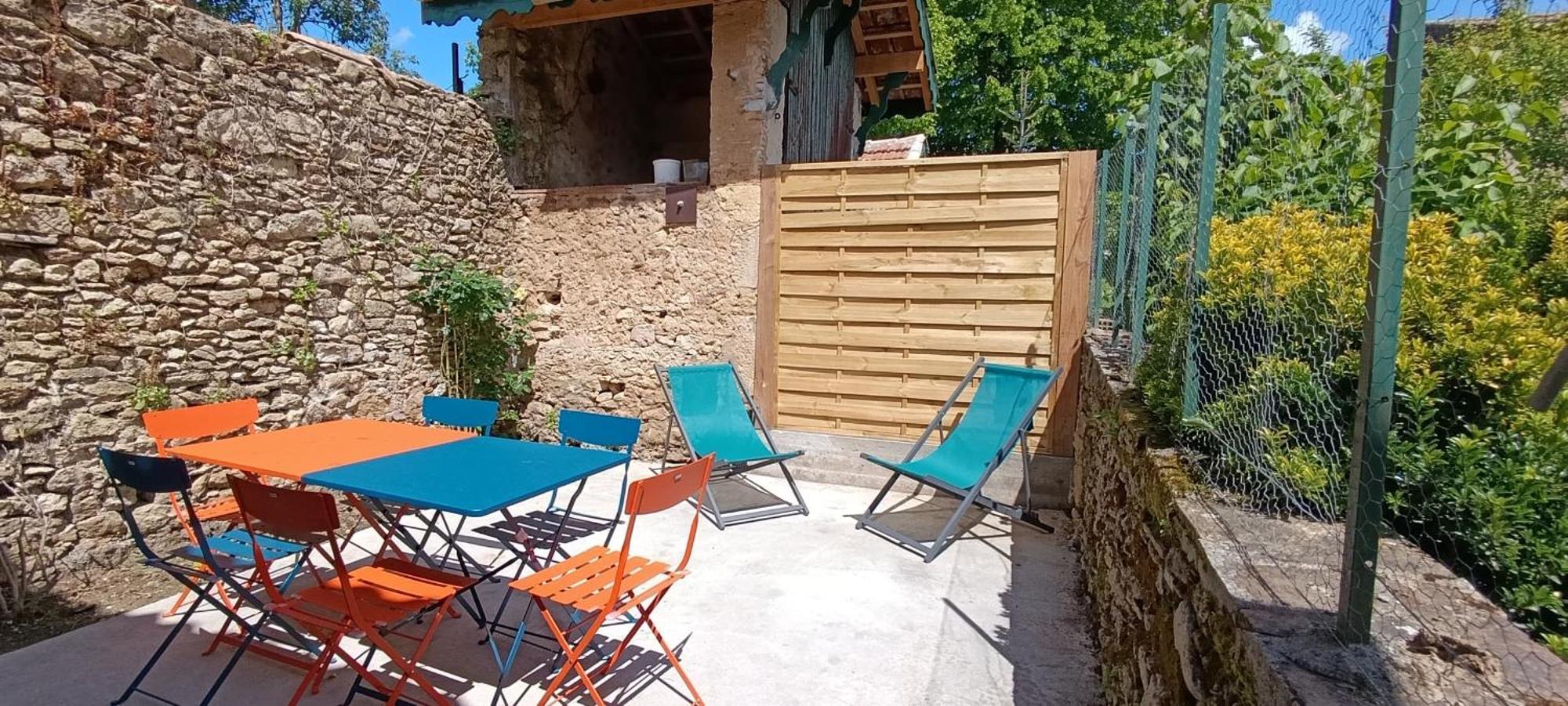 Maison Irondas Saint-Pierre-d'Aurillac Екстер'єр фото