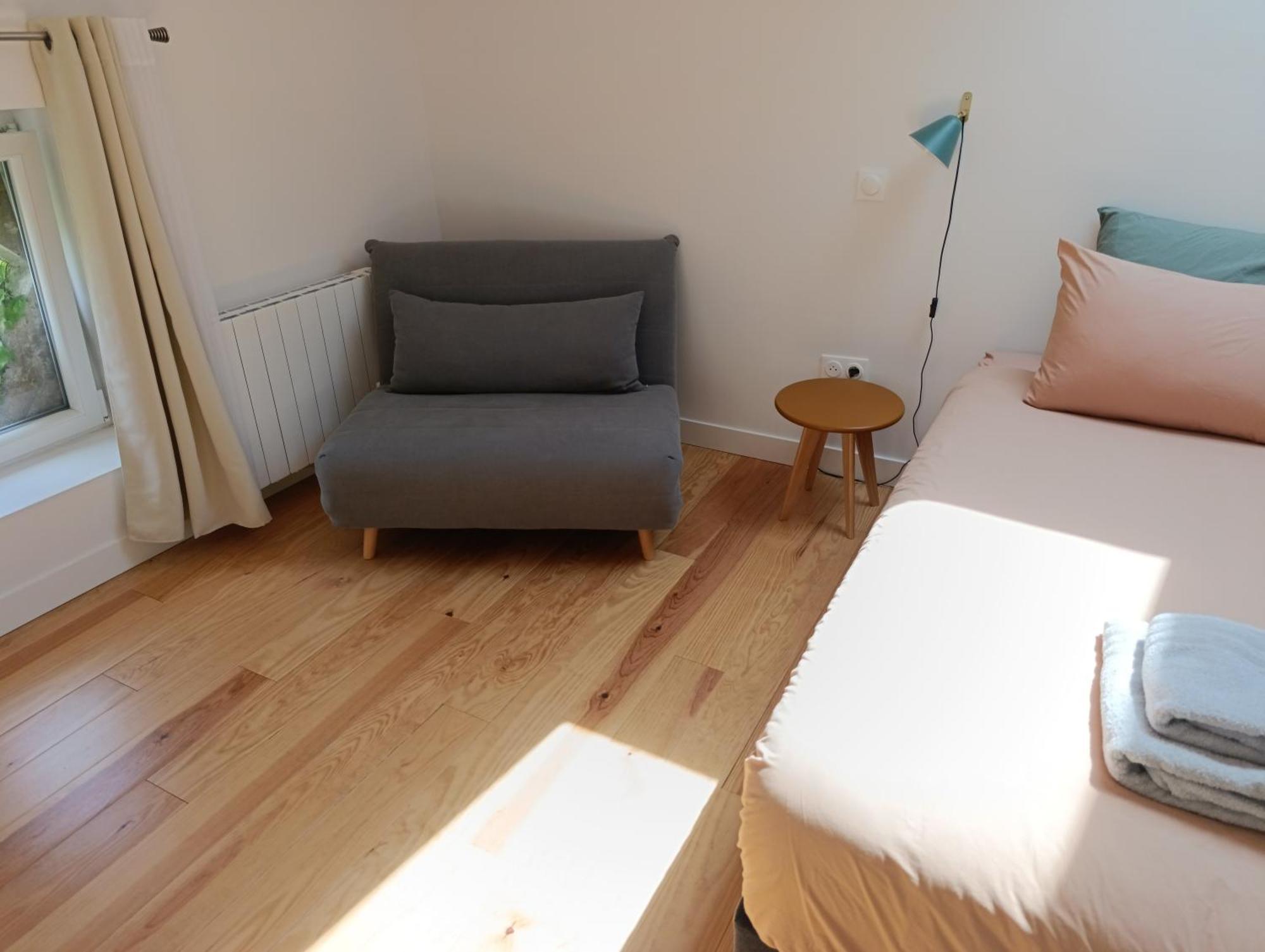 Maison Irondas Saint-Pierre-d'Aurillac Екстер'єр фото