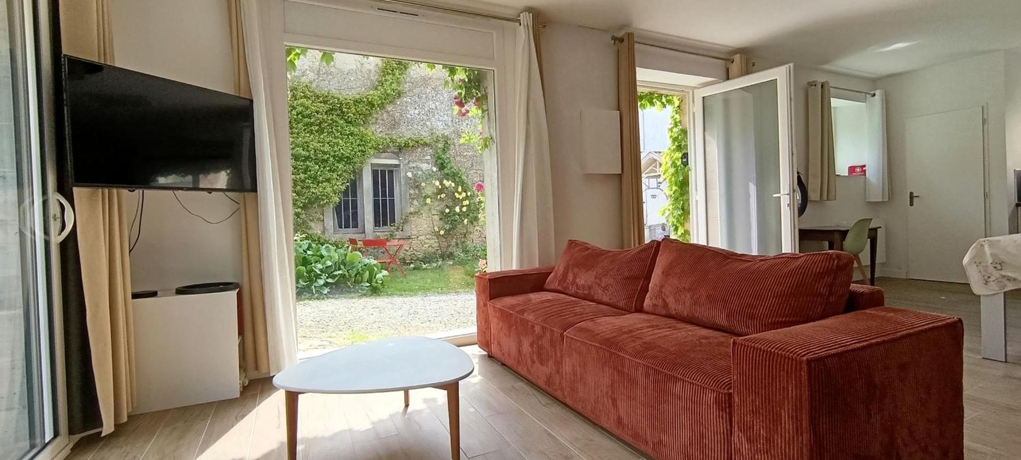 Maison Irondas Saint-Pierre-d'Aurillac Екстер'єр фото